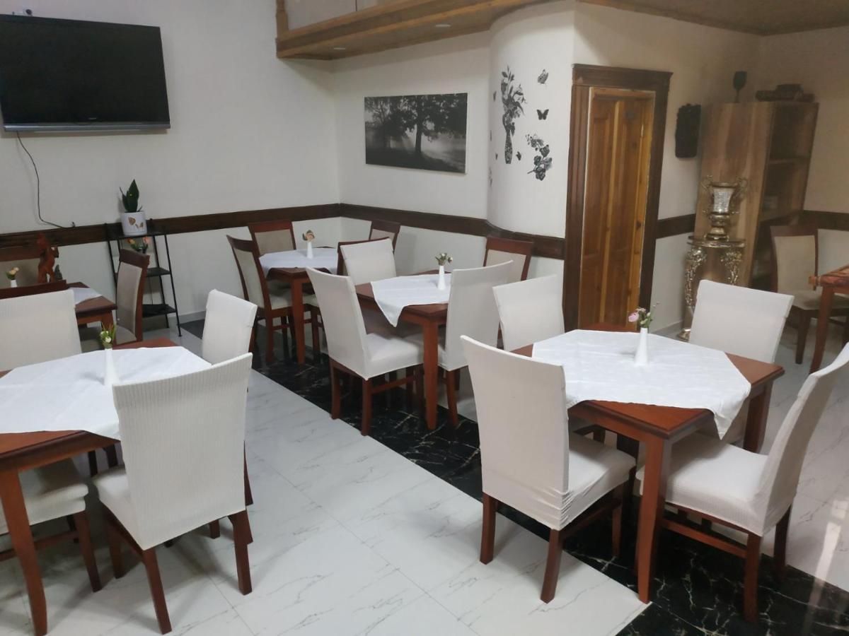 Hotel Hasani *